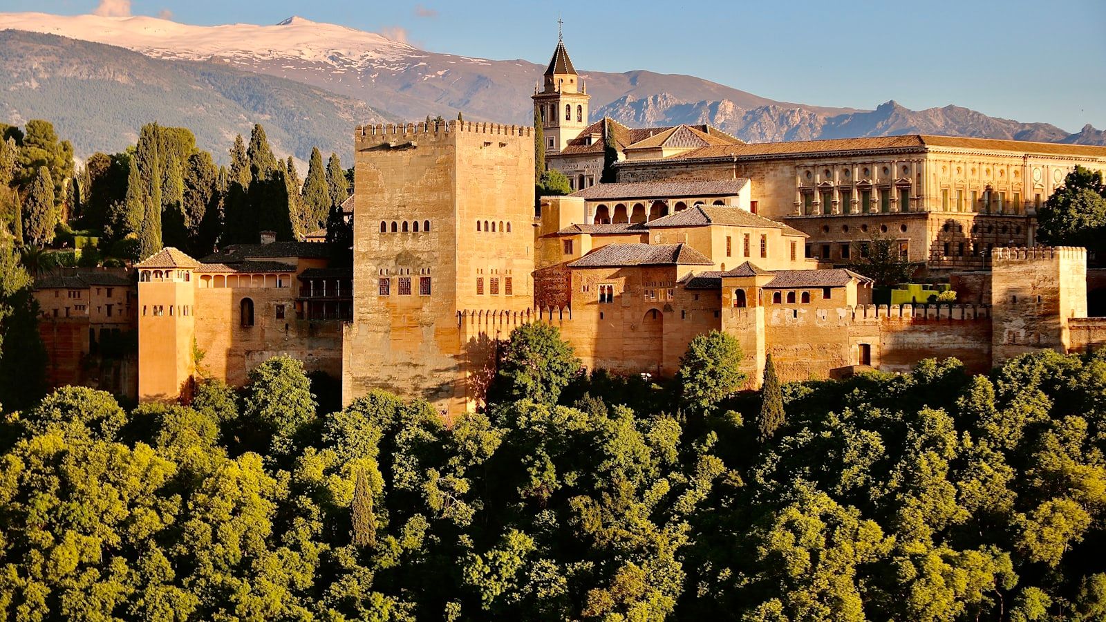 Málaga to Granada Road Trip via the White Villages (3 Days)